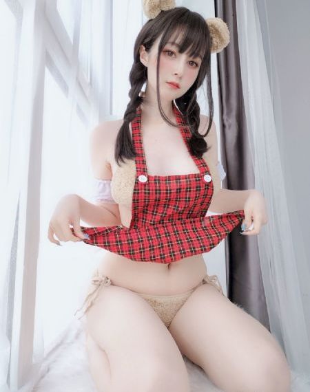 美丽的丽莎1980意大利_超清在线观看完整版