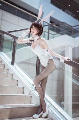 《漂亮的女邻居_超清高清完整版播放